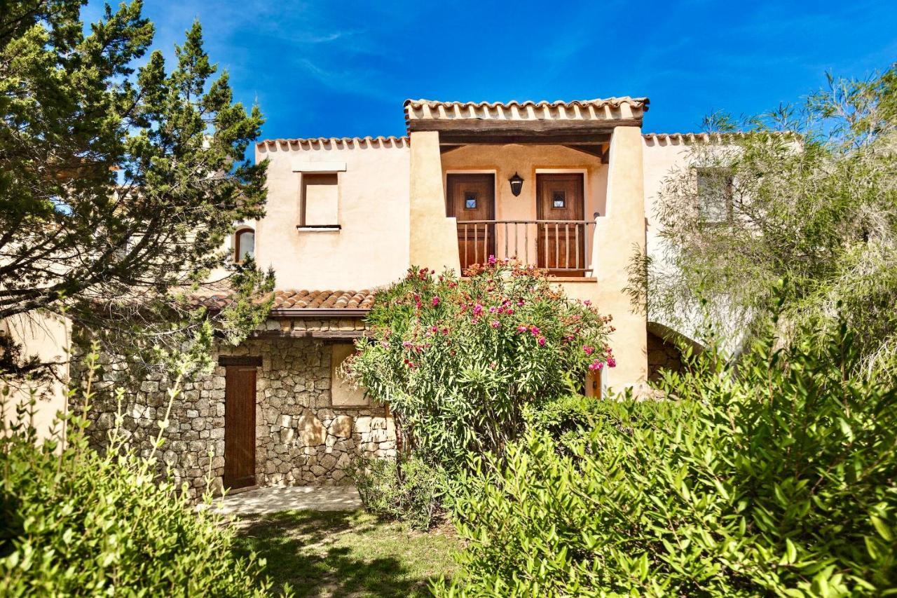 Residence Con Piscina A Liscia Di Vacca, 350 Mt Dal Mare, 3 Km Da Porto Cervo Екстериор снимка