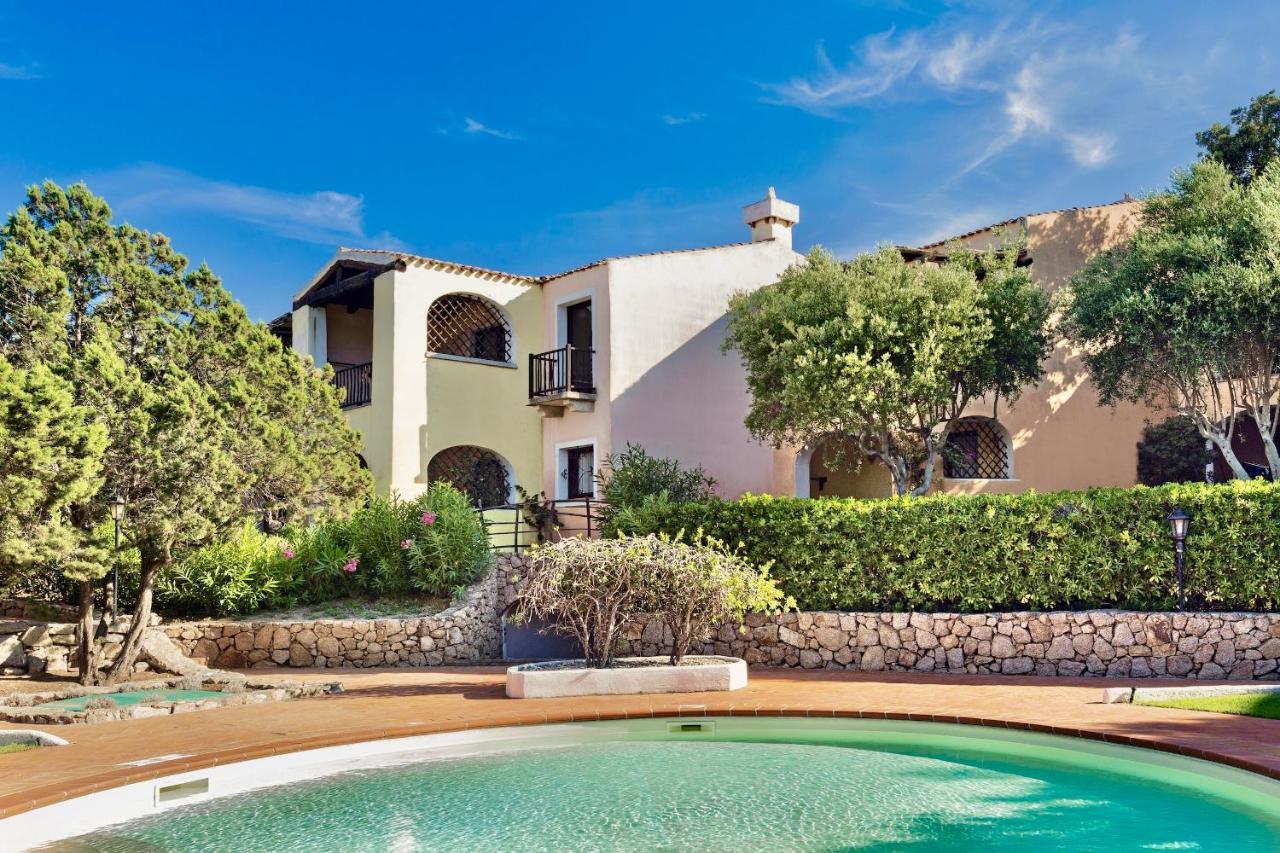 Residence Con Piscina A Liscia Di Vacca, 350 Mt Dal Mare, 3 Km Da Porto Cervo Екстериор снимка