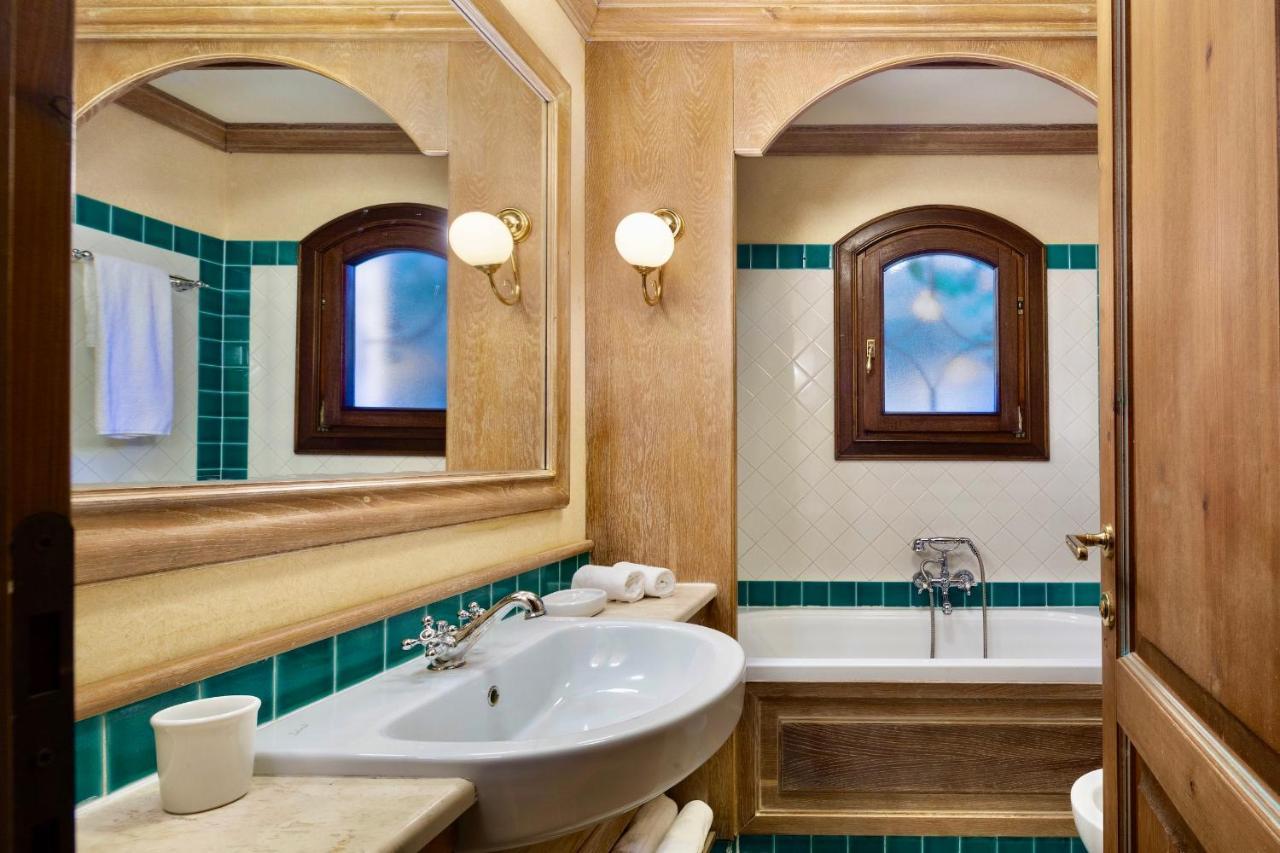 Residence Con Piscina A Liscia Di Vacca, 350 Mt Dal Mare, 3 Km Da Porto Cervo Екстериор снимка