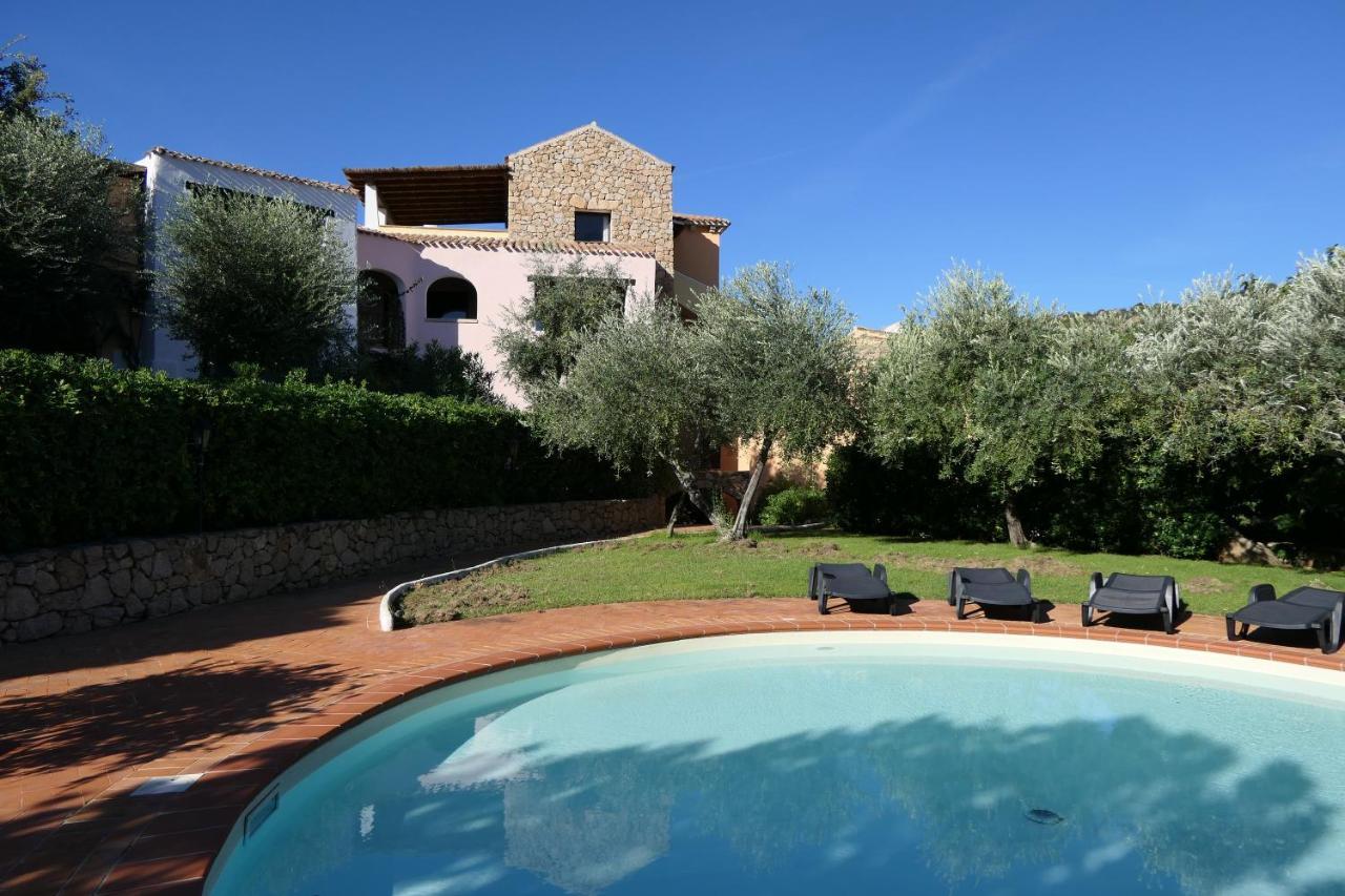 Residence Con Piscina A Liscia Di Vacca, 350 Mt Dal Mare, 3 Km Da Porto Cervo Екстериор снимка
